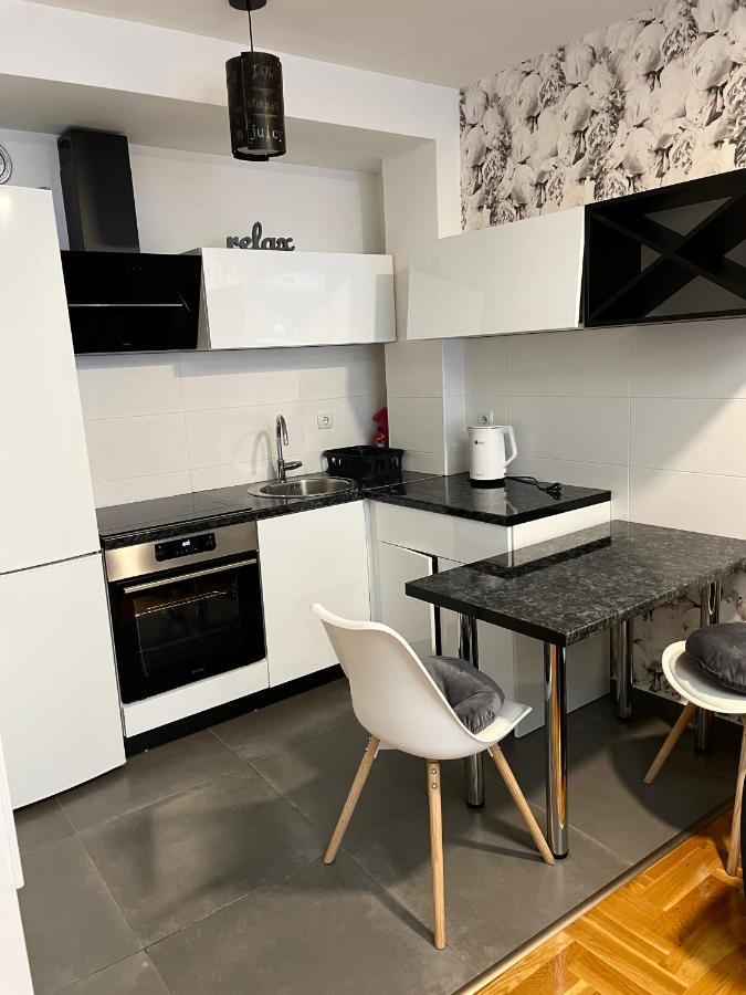 Apartman City Center 3-Setaliste Приедор Екстериор снимка